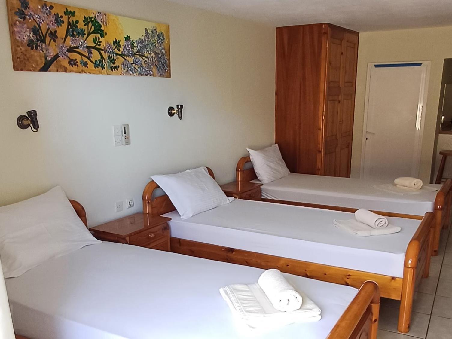 Flora Studios Corfu - Adults Only Benitses  Dış mekan fotoğraf