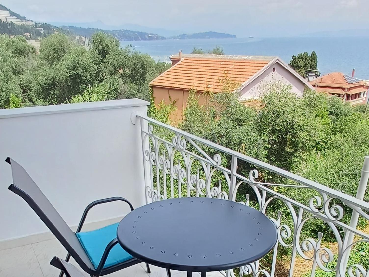 Flora Studios Corfu - Adults Only Benitses  Dış mekan fotoğraf